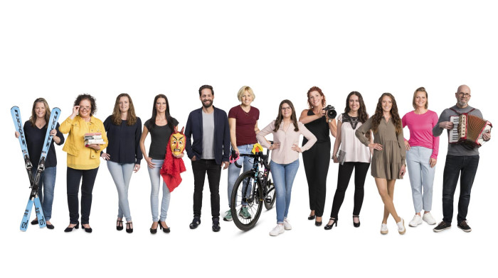 From left to right: Daniela Gerstner, Inge Würges-Degrell, Ramona Hager, Liesa Ziesemer, Daniel Schirm, Sabrina Rieser, Nina Klagmann, Martina Böhm, Dietlinde Kohlmann, Rebecca Mertin, Justine Zimmer, Rainer Schaible